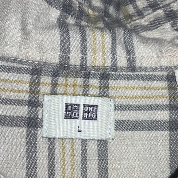 Uniqlo womens  lightweight plaid flannel button front shirt Sz L cotton - Picture 4 of 9